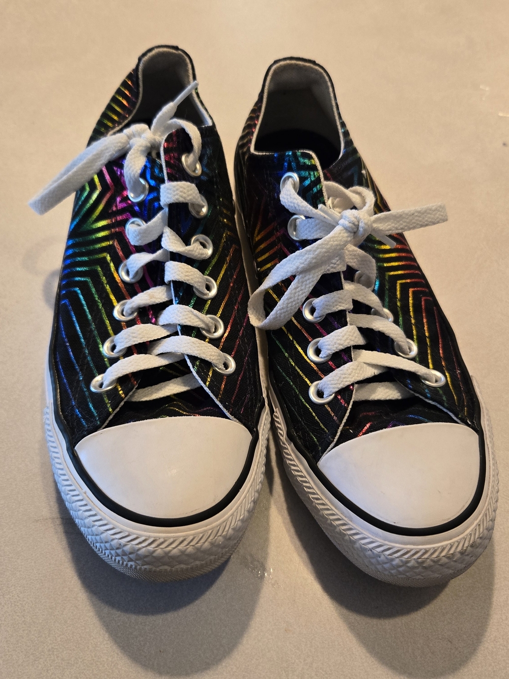 Converse Kids Low-Top Black Metallic Rainbow Star Sneakers Size 7